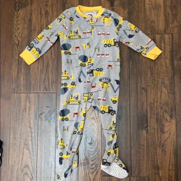 Boys Sleepwear Bundle - Picture 7 of 7